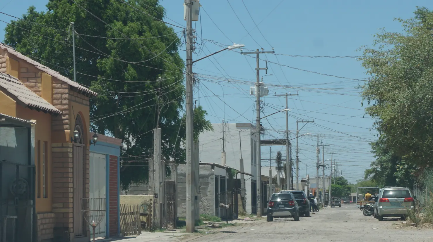 Fallas de alumbrado público persisten en colonia Villa Bonita