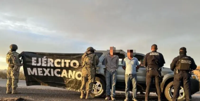 Aseguran camioneta robada en salida sur de Ciudad Obregón