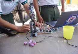 Presentan proyectos de tecnología en Conalep Obregón
