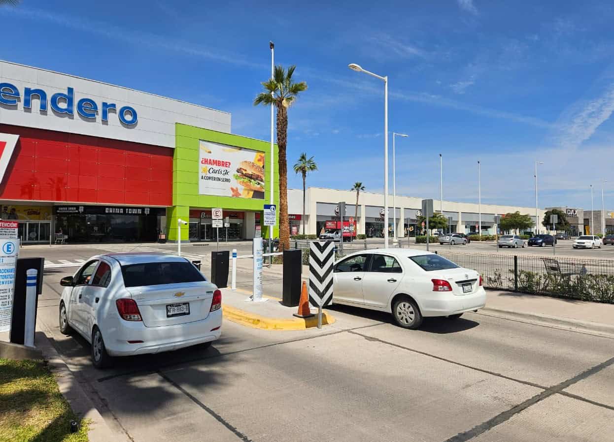 Inconformes restauranteros con plaza Sendero de Ciudad Obregón