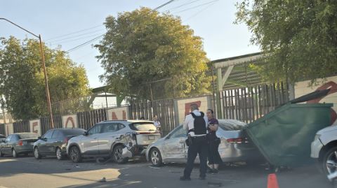 Aparatoso accidente en la Infonavit Yucujímari, en Ciudad Obregón