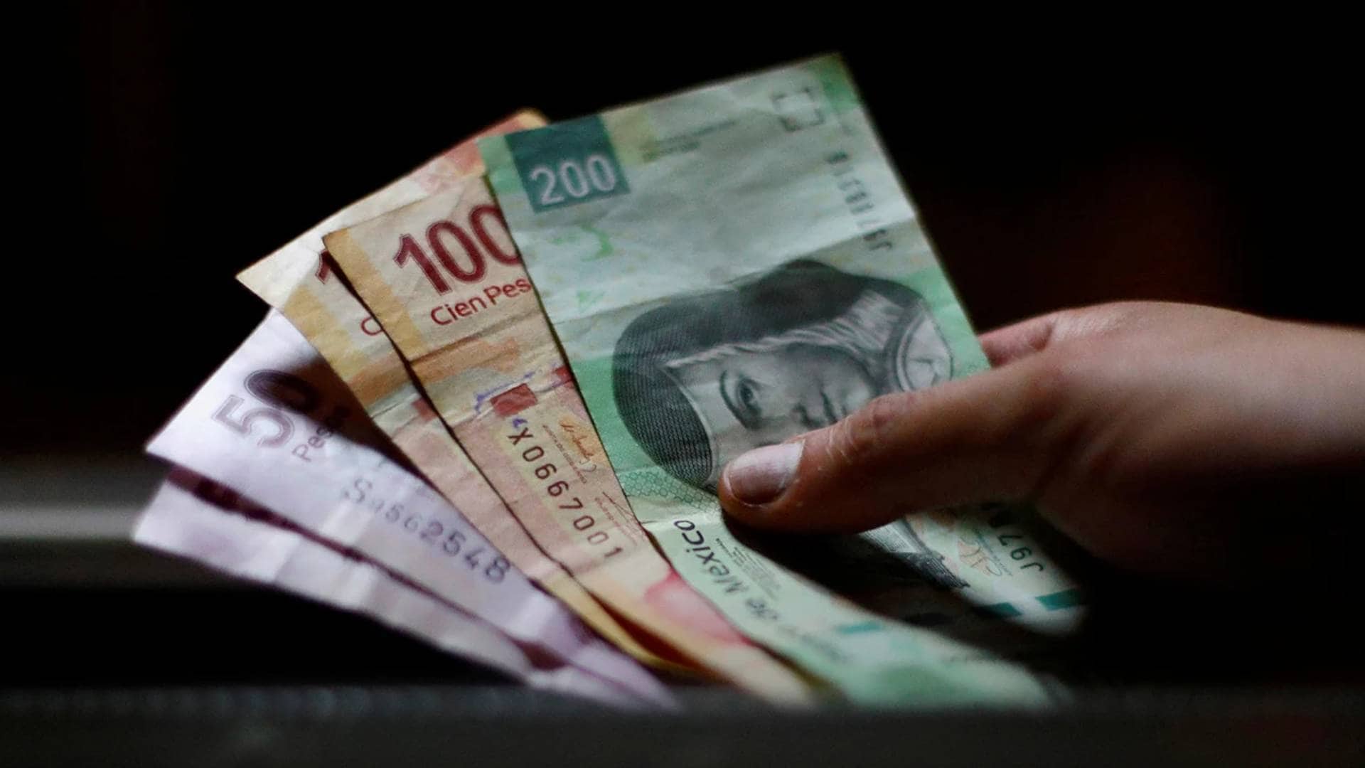 Pagos en efectivo en México: conoce el monto máximo permitido por el SAT