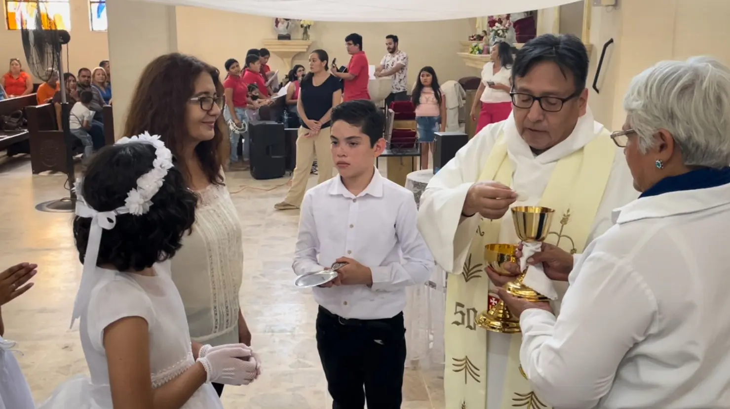 Hay mayor conciencia previa a los sacramentos: Padre Aníbal