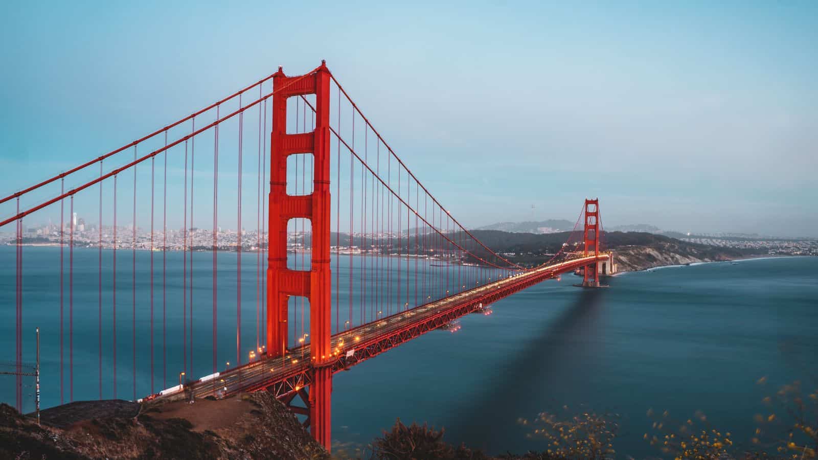 ¡Más allá del color! Curiosidades impactantes del Golden Gate que sorprenderán