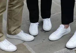 3 formas de limpiar tus tenis blancos para evitar que se les hagan manchas amarillas