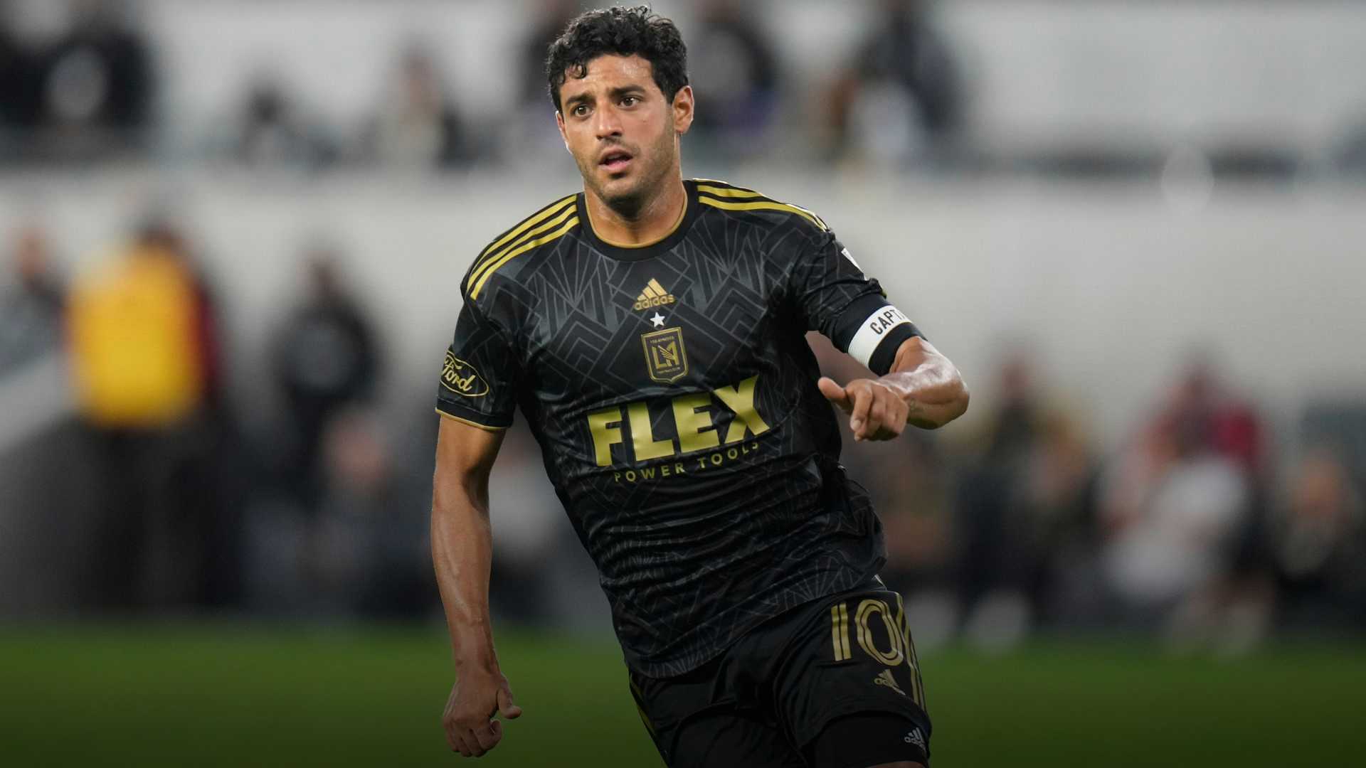 ¿Cuál es la fortuna de Carlos Vela tras su retiro del futbol?