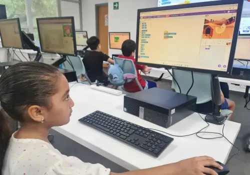 En Cajeme invitan a niños a taller de videojuegos y robótica  