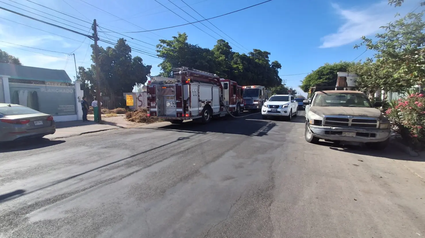 Se registra fuerte incendio al norte de Ciudad Obregón
