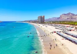 5 mejores playas para pasar las vacaciones de verano en San Carlos