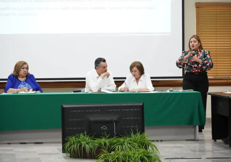 En Cabildo Abierto proponen atender salud mental de migrantes e indigentes