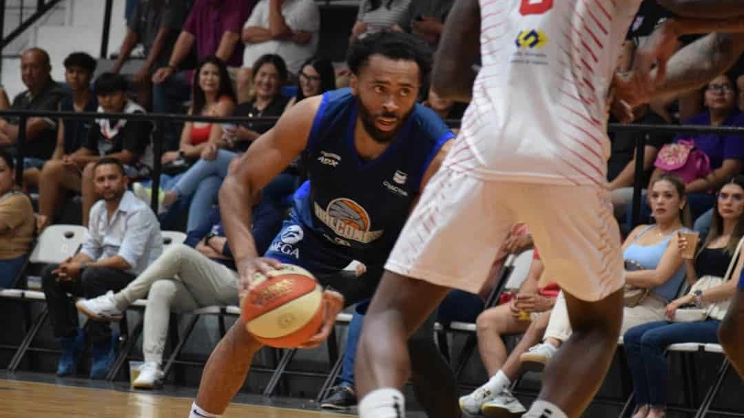 Halcones de Obregón barren a Ostioneros y avanzan a semifinales