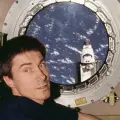 Este hombre estuvo casi un año en el espacio; cuando volvió su país ya no existía