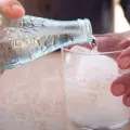 ¿El agua mineral afecta a los riñones? Esto debes saber al respecto