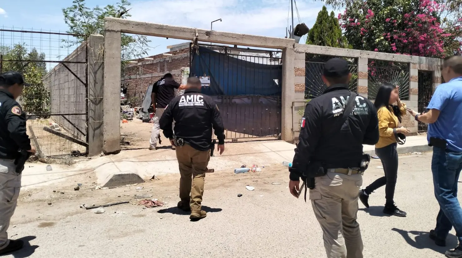 Recuperan autos robados durante cateo en Hermosillo