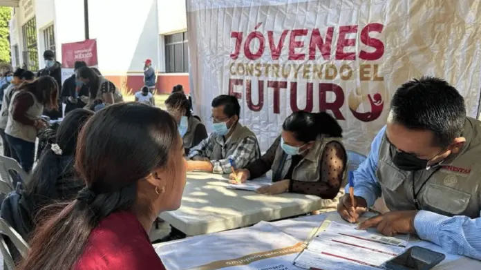 Jóvenes Construyendo el Futuro: Así puedes aplicar y recibir más de 8 mil al mes Jóvenes Construyendo el Futuro: Así puedes aplicar y recibir más de 8 mil al mes