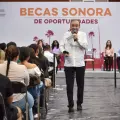 Becas y apoyos económicos deja el gobernador Alfonso Durazo para el Sur de Sonora