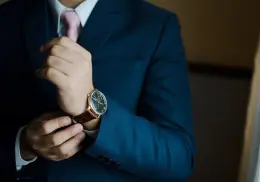 5 relojes que son ideales para regalar a papá porque se adaptan a cualquier estilo