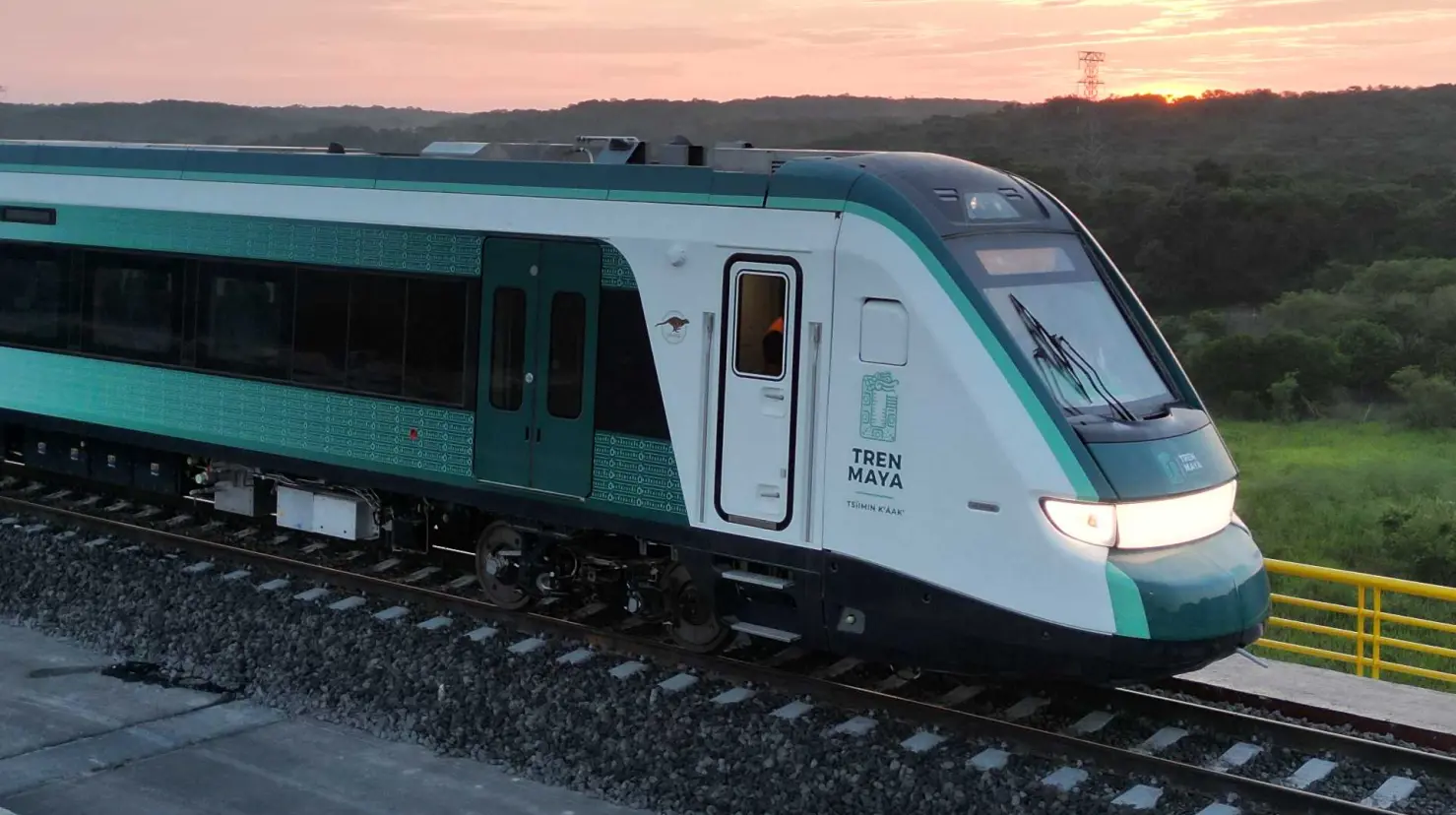 Tren Maya lanza promociones de verano para turistas y adultos mayores