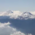 ¿Cuál es la leyenda de amor detrás de los volcanes Popocatépetl e Iztaccíhuatl?