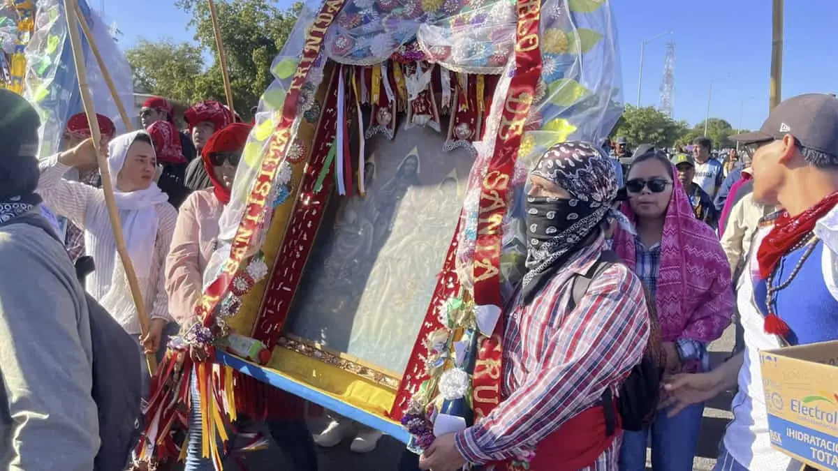 Cumplen añeja tradición de la Santísima Trinidad
