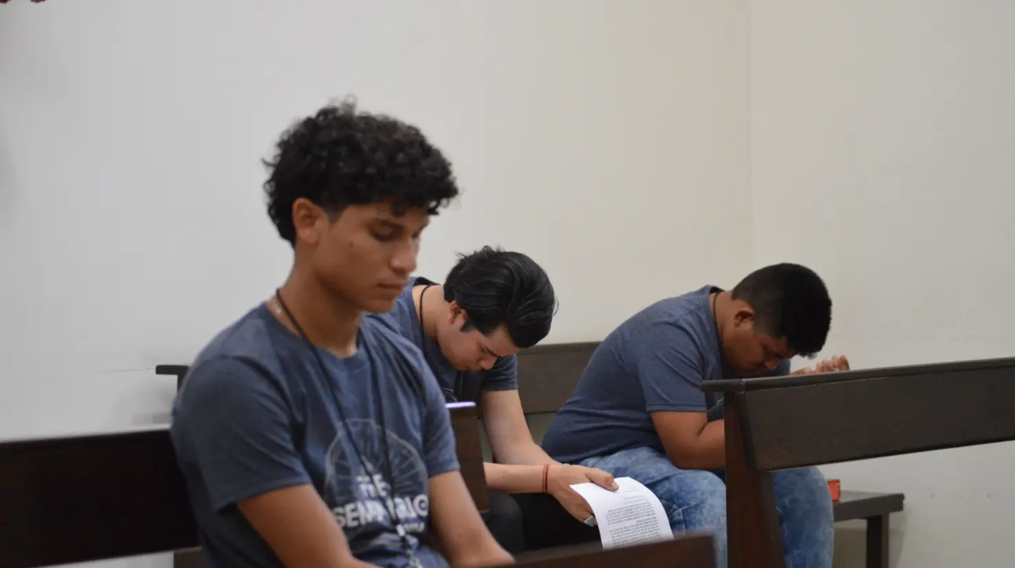 Convocan a jóvenes varones para participar en Preseminario 2025