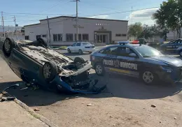 Aparatoso accidente en el bulevar Ramírez de Ciudad Obregón