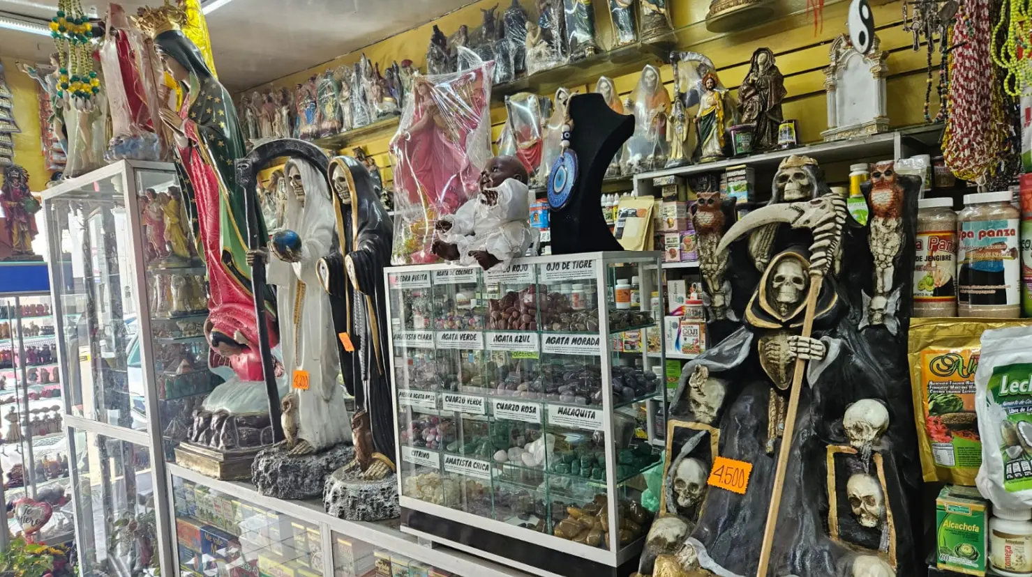 Reducidas, ventas de productos esotéricos