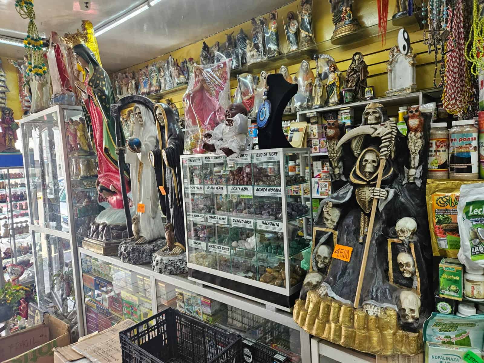Reducidas, ventas de productos esotéricos