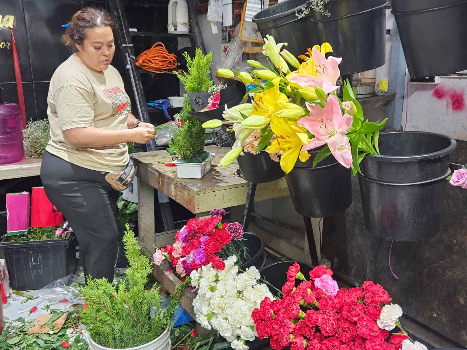 Día del Padre: No pinta la venta de flores en Cajeme