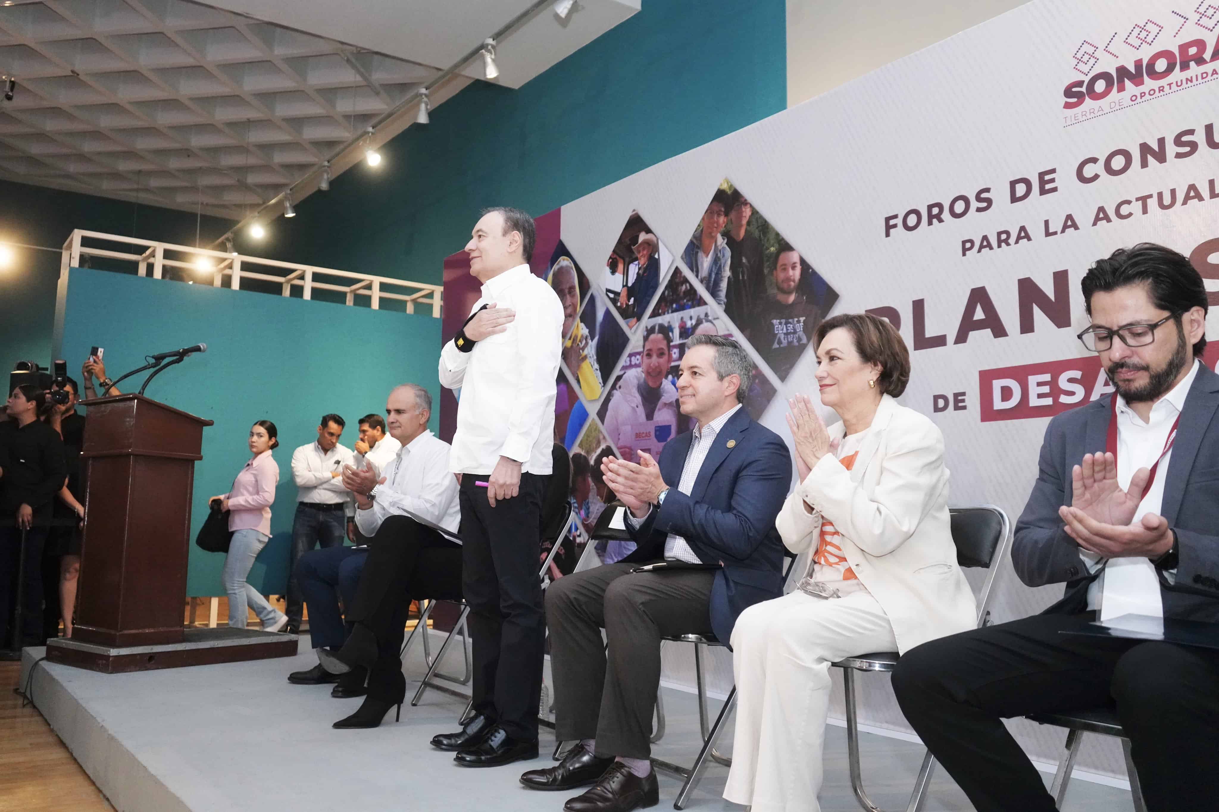 Alfonso Durazo inaugura foros de consulta