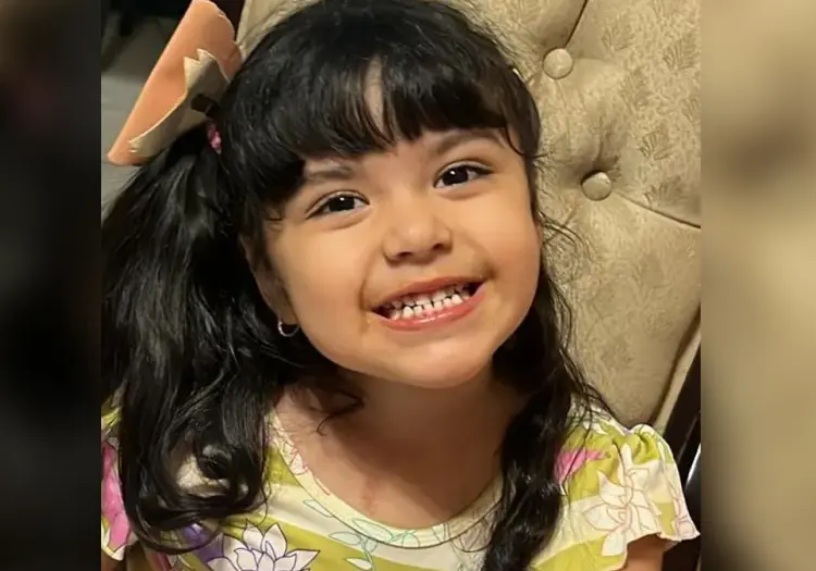 Requiere terapias y estudios la niña Fátima Lucía
