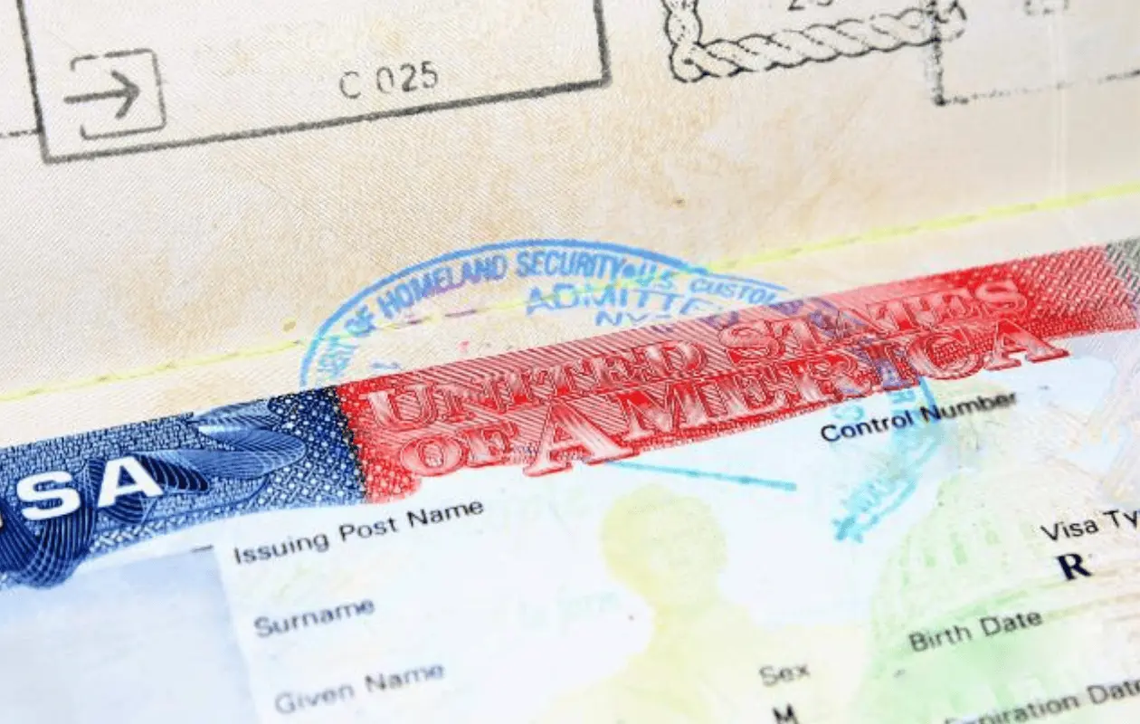 Conoce las razones más comunes por las que pueden negarte una visa.