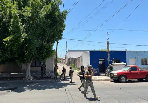 Elementos de la Marina desmantelan supuesta guarida de delincuentes en la colonia Hidalgo