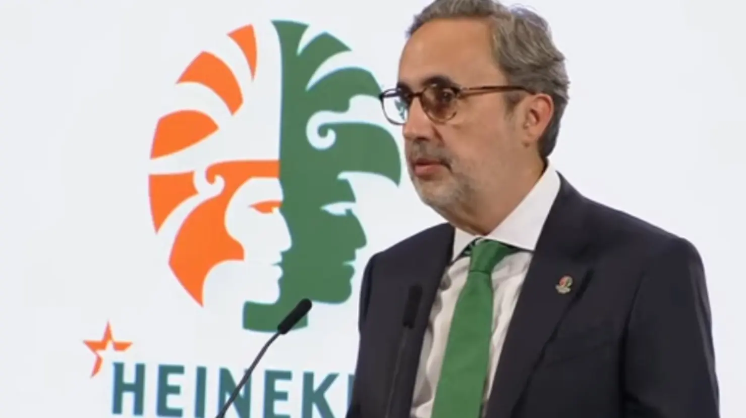 Heineken invertirá más de 2,700 millones de dólares y anuncia una nueva planta en México