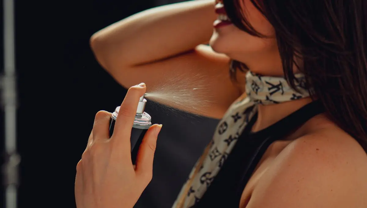 Mantén tu aroma por varias horas con estos consejos / Pexels
