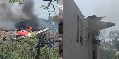 Tragedia aérea: Vuelo de Air India se estrella con 242 personas a bordo; impacta en zona habitacional |VIDEO