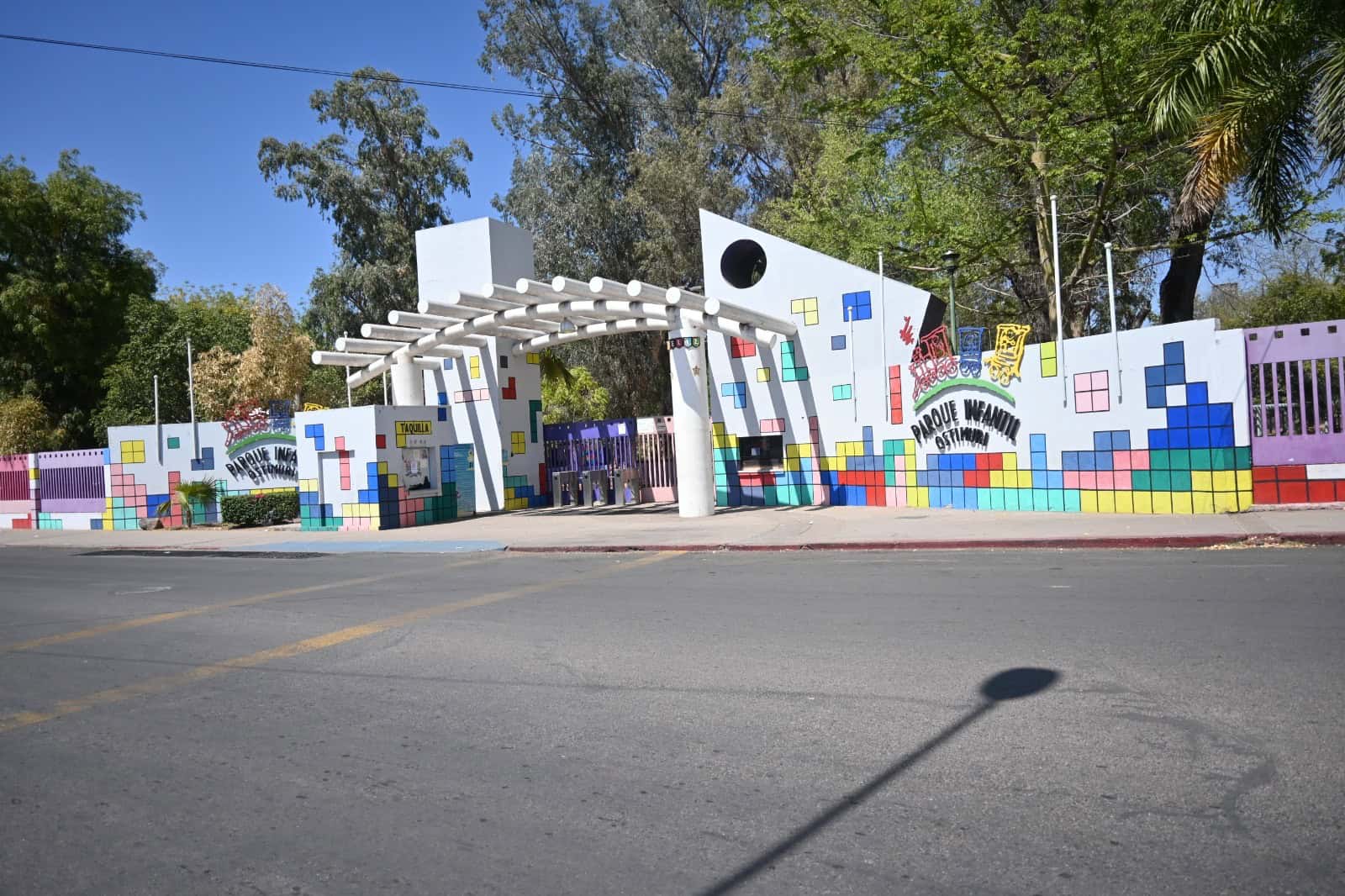 Javier Lamarque: Ciudadanía respalda modernización del Parque Infantil Ostimuri