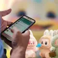 ¿Cómo activar el modo Labubu en WhatsApp para personalizar tus conversaciones?