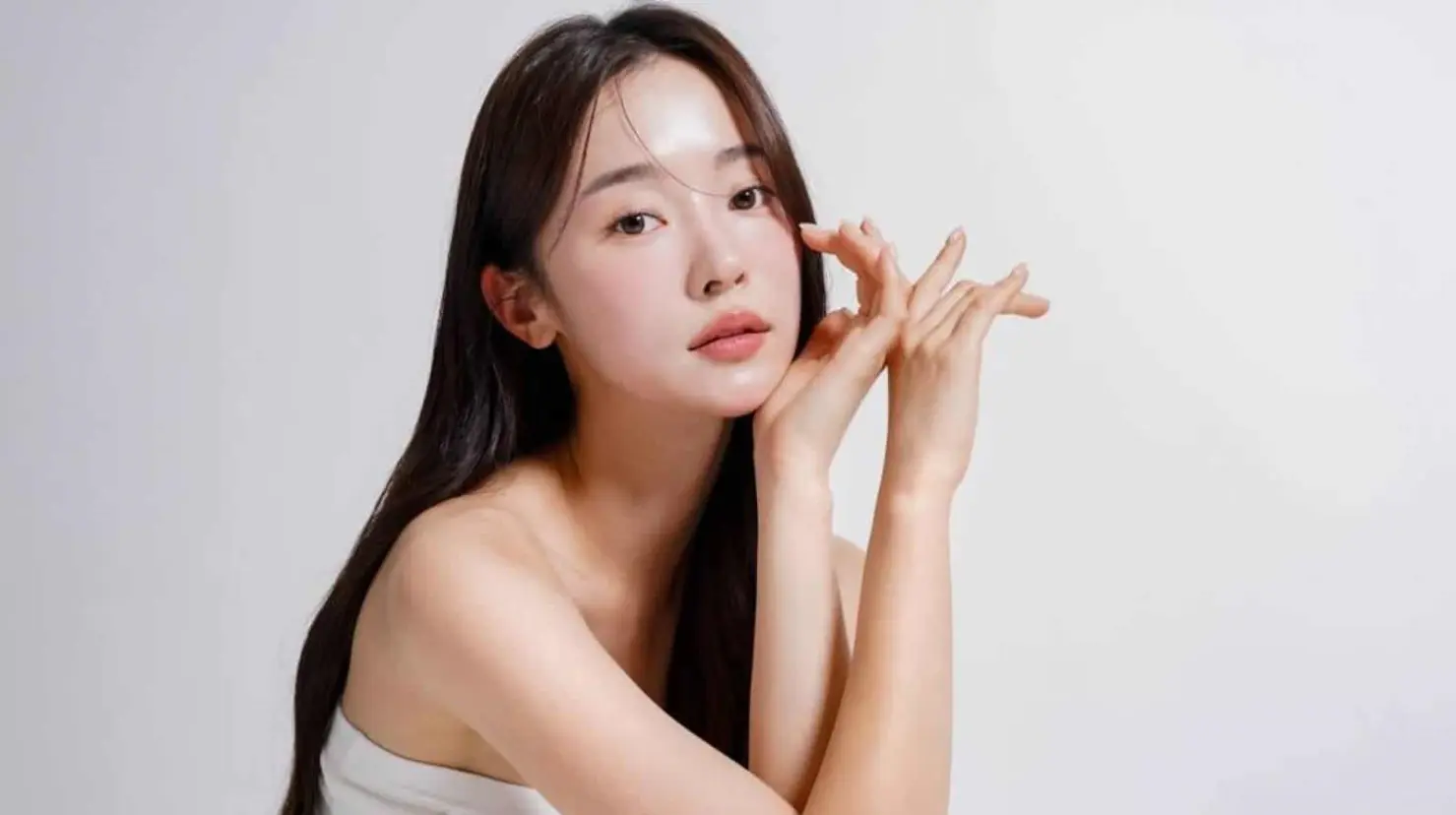 Esta es la rutina de skincare coreana que te ayudará a tener una piel envidiable y sin manchas