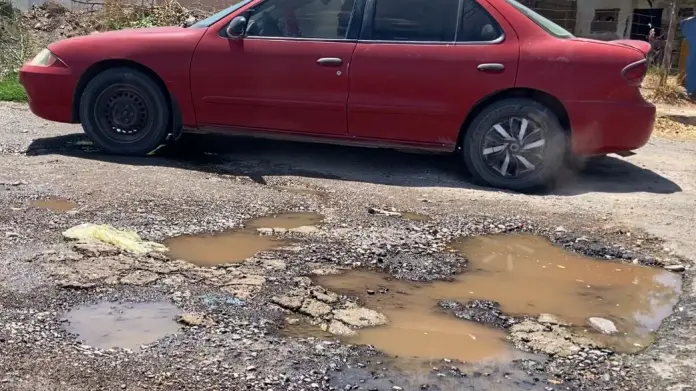 Colapso de drenajes destruye el Centenario