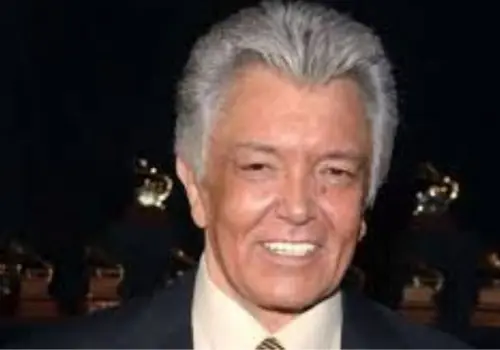 ¿En qué novelas ha aparecido Alberto Vázquez, el actor que fue operado a corazón abierto?