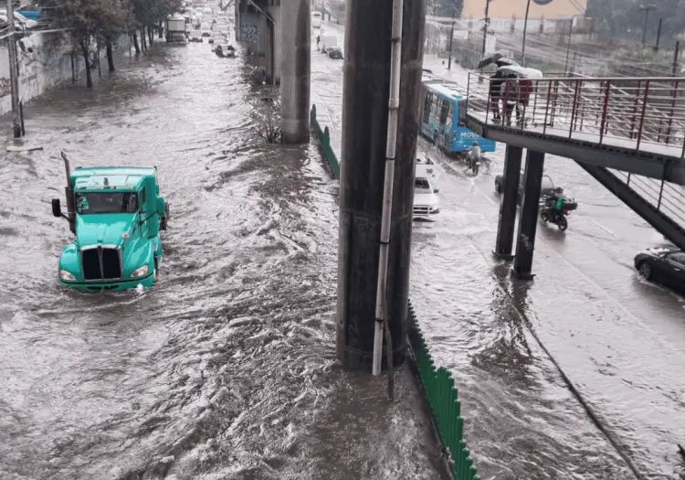 Delegaciones de la CDMX en alerta amarilla por lluvias
