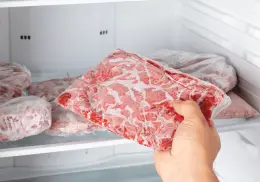 3 formas seguras y rápidas de descongelar carne en solo 30 minutos
