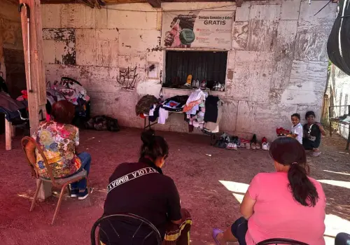 Donan víveres a víctimas de incendio en Pueblo Yaqui