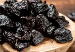 Ciruela pasa: conoce los efectos de este fruto seco en personas con diabetes