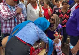Son bendecidos por San Juan; se cumple el tradicional baño en Navojoa