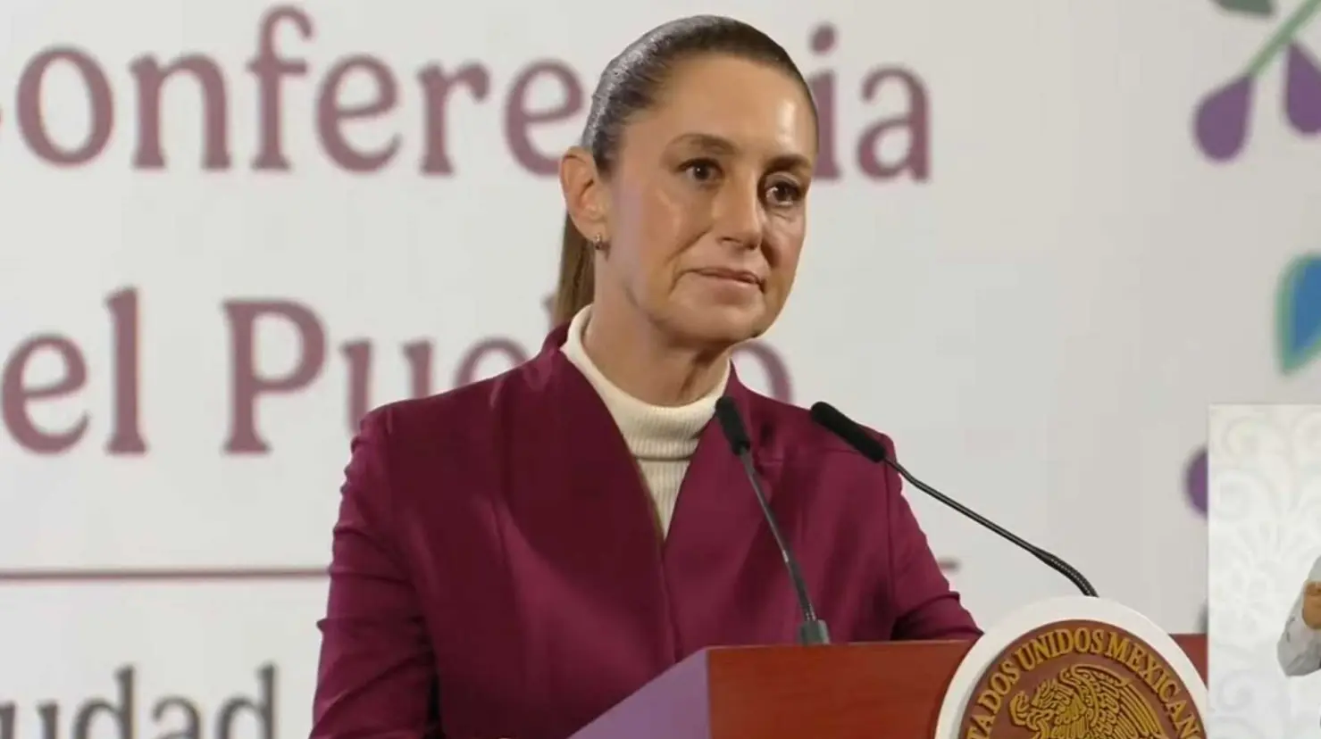 “La toga no hace al juez”: Sheinbaum rompe con el simbolismo tradicional de la Corte