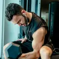 ¡Súbele al volumen! Canciones de metal para un entrenamiento lleno de energía