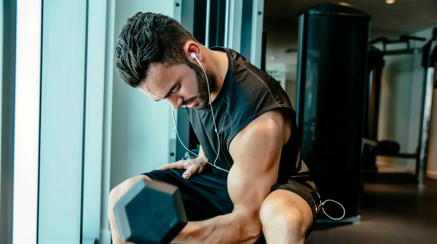 ¡Súbele al volumen! Canciones de metal para un entrenamiento lleno de energía