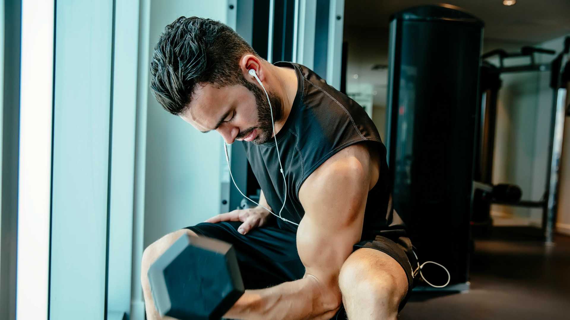 ¡Súbele al volumen! Canciones de metal para un entrenamiento lleno de energía